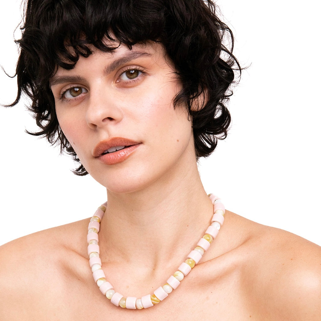 BLUSH & BUTTERSCOTCH MOTHER OF PEARL SUNDRY.  BEAD ONE.