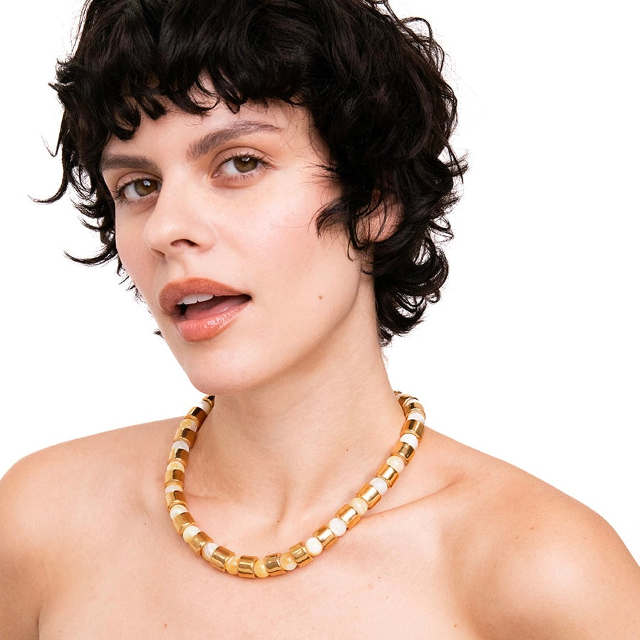 KARAT & BUTTERSCOTCH MOTHER OF PEARL SUNDRY.  BEAD ONE.