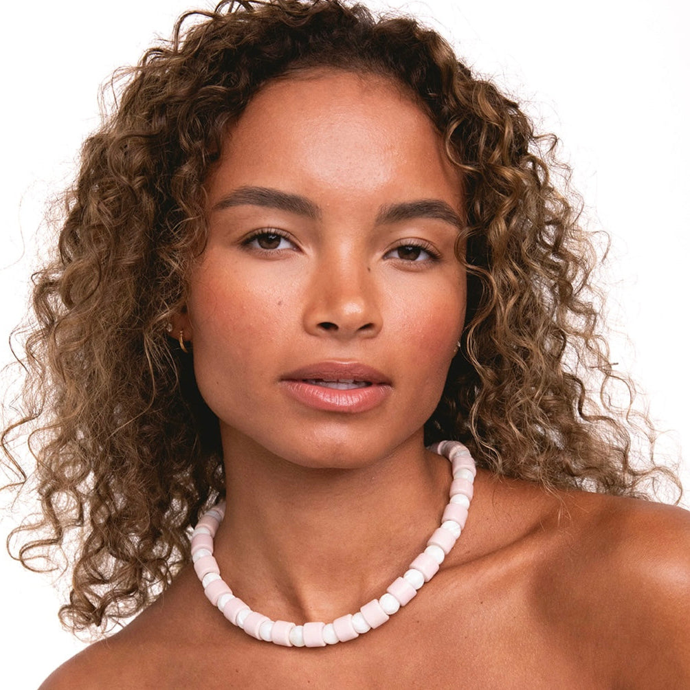 BLUSH & MOTHER OF PEARL SUNDRY.  BEAD ONE.