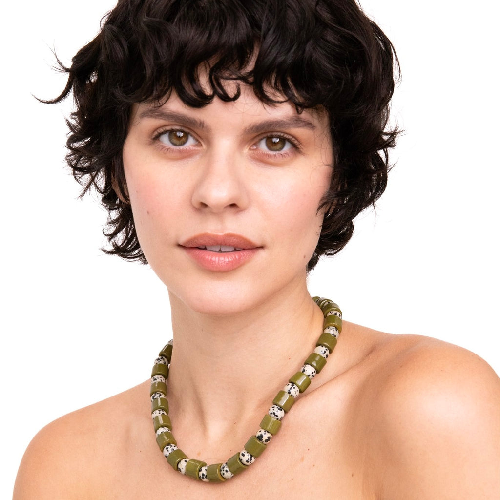 CADETTE & DALMATIAN JASPER SUNDRY.  BEAD ONE.
