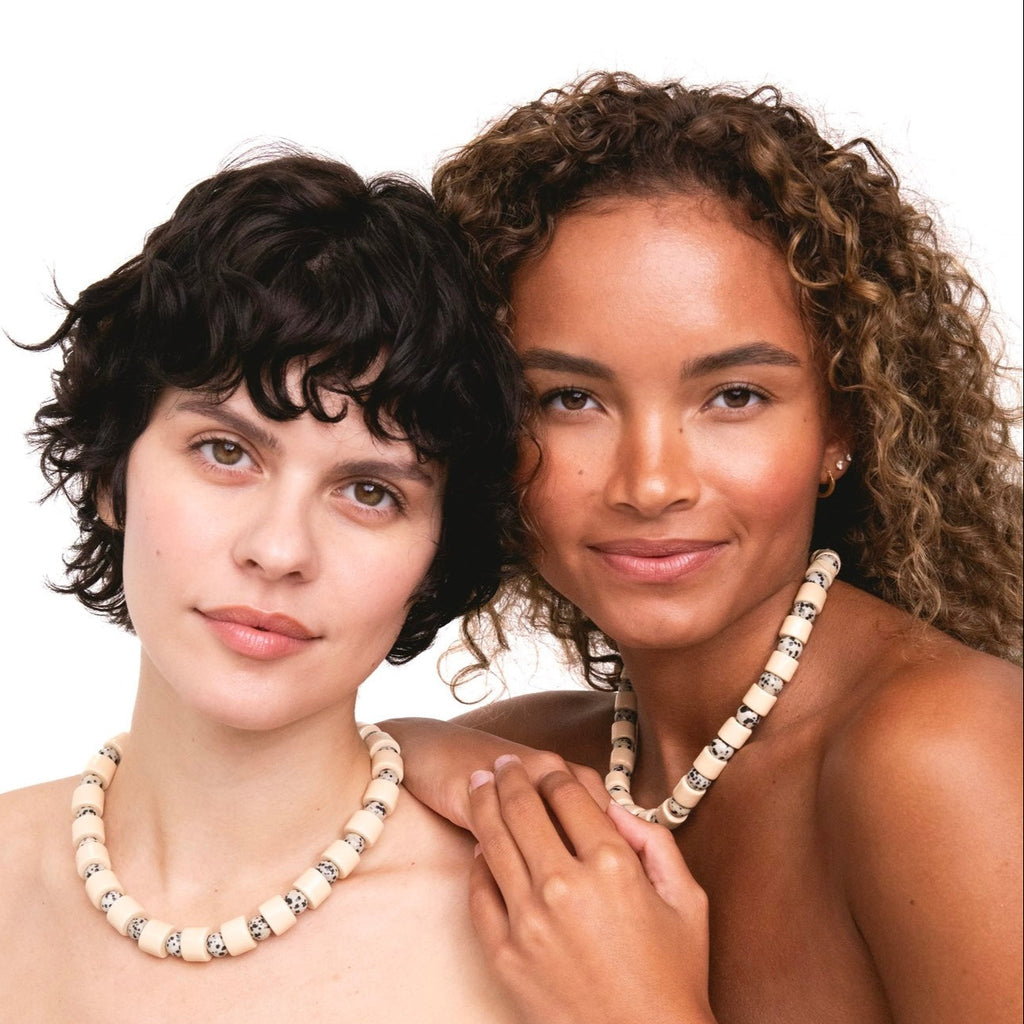 CREPE & DALMATIAN JASPER SUNDRY.  BEAD ONE.