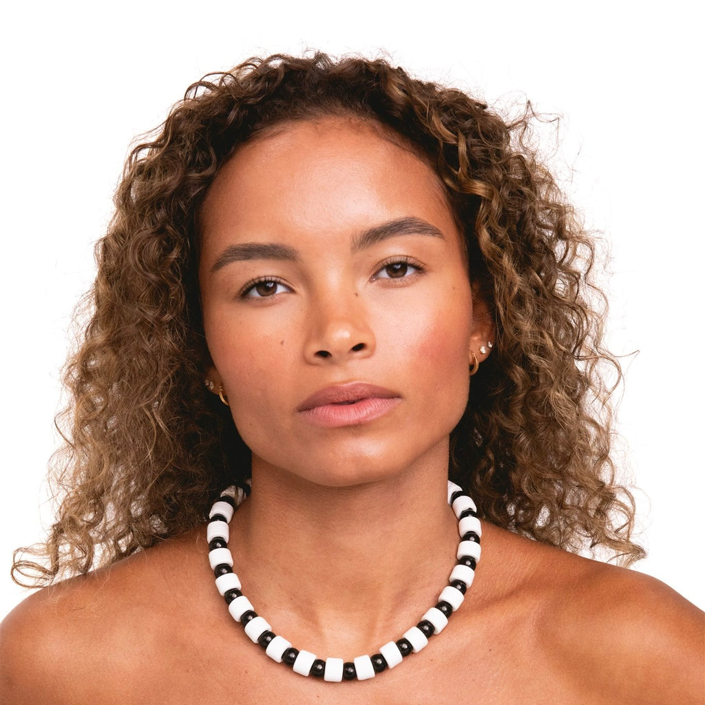 BLANK & ONYX SUNDRY.  BEAD ONE.