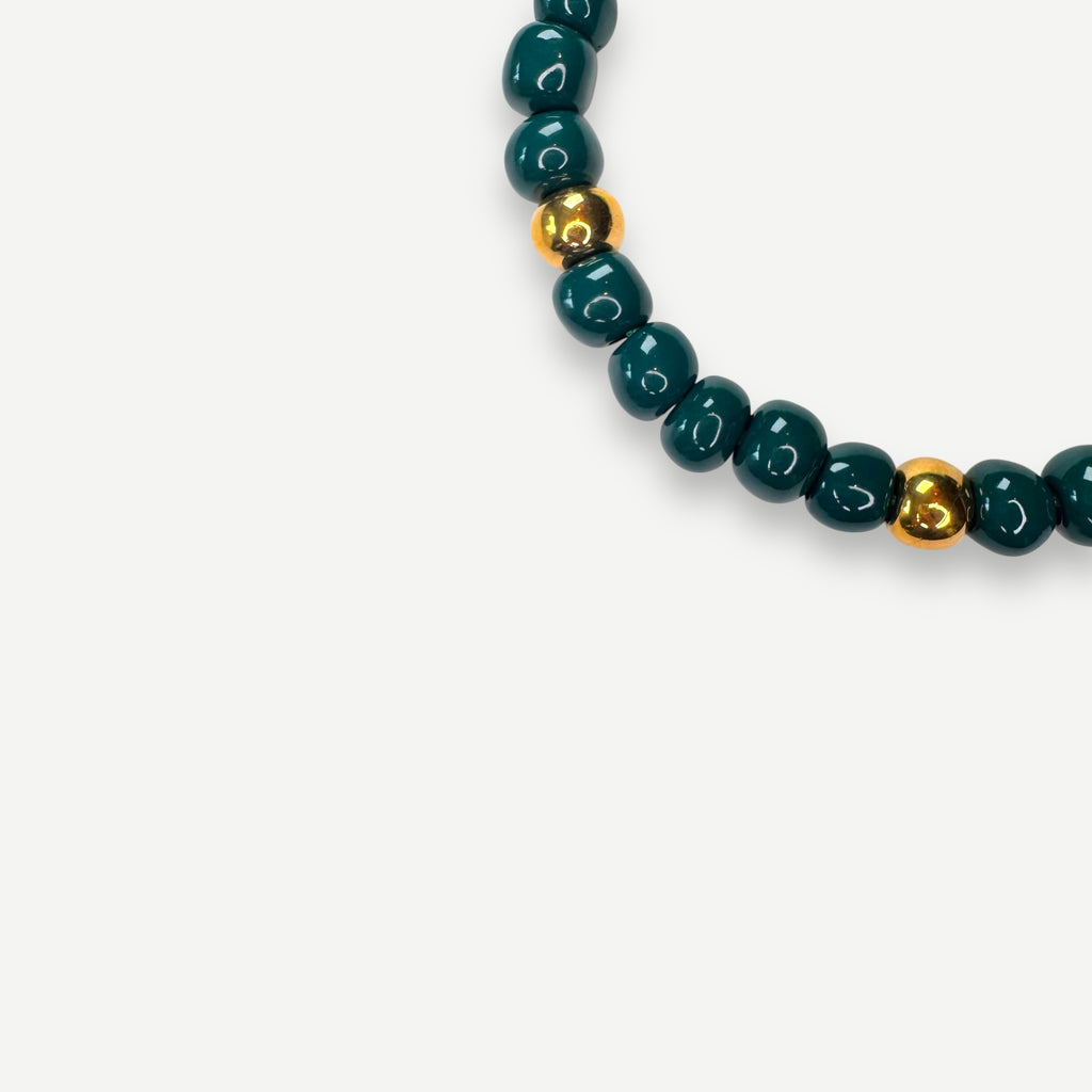 BOTTLE & KARAT.  BUBBLE BEAD.