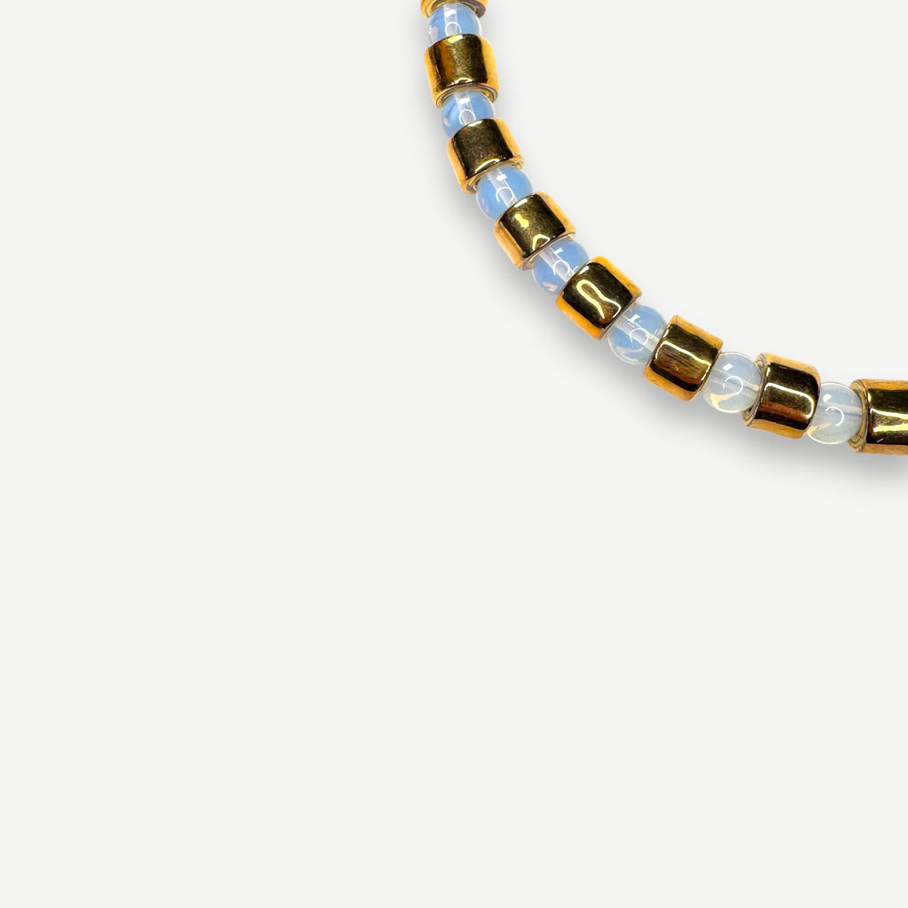 KARAT & OPALITE SUNDRY.  BEAD ONE.