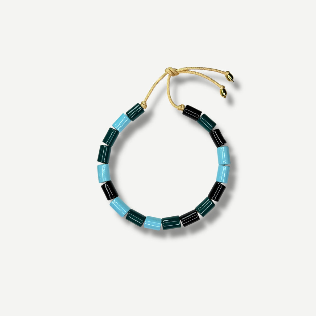 BOTTLE, POOL & TAP CANDY.  BEAD FIVE.
