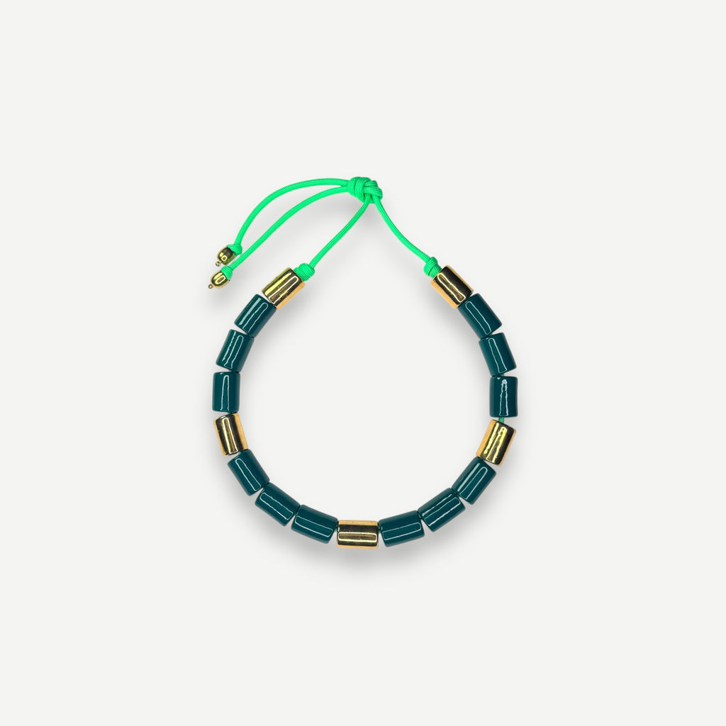 BOTTLE & KARAT CANDY.  BEAD FIVE.