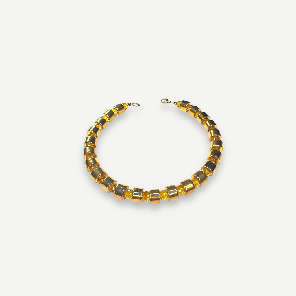 KARAT & CITRINE SUNDRY.  BEAD TWO.