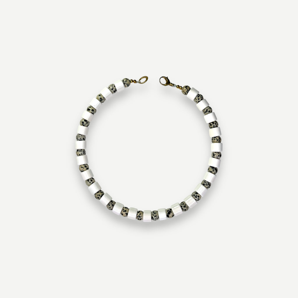 BLANK & DALMATIAN JASPER SUNDRY.  BEAD ONE.