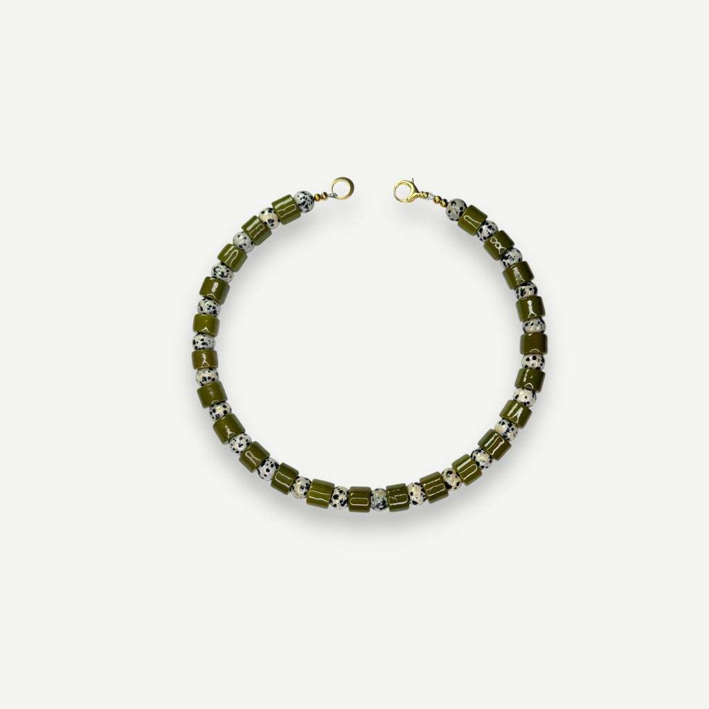 CADETTE & DALMATIAN JASPER SUNDRY.  BEAD ONE.
